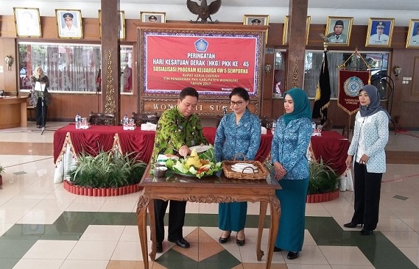 Verawati Joko Sutopo : TPPKK Wonogiri Agar Berperan Aktif Atasi Masalah Sosial