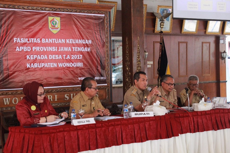 Upaya Entaskan Kemiskinan : Bupati Wonogiri Himbau Kepala Desa Lakukan Pendataan Ulang Warga Tak Mampu