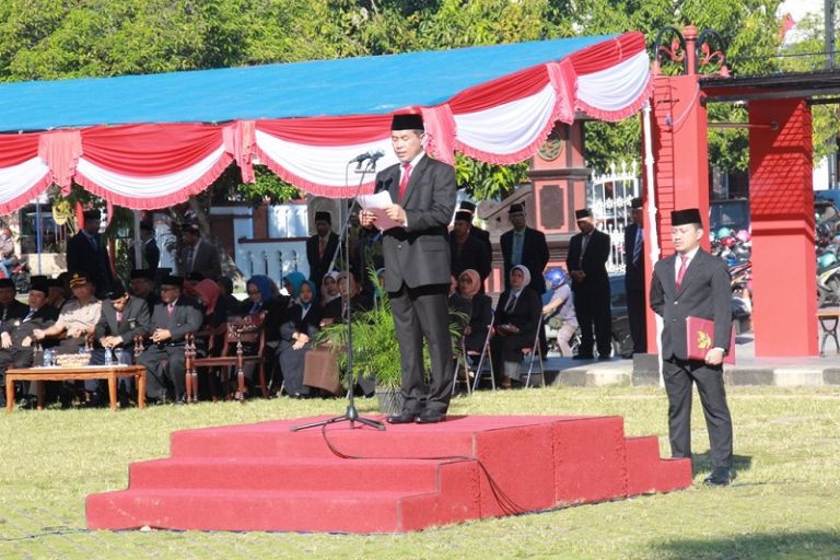 HARDIKNAS 2017 : AJAK MASYARAKAT MEMAJUKAN PENDIDIKAN BERKARAKTER PANCASILA