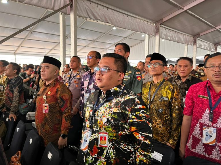 0420dcdb-4e1c-44e4-8079-8d9ecf329c90