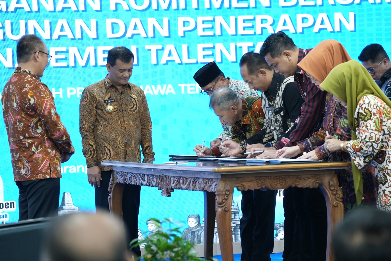 08abf37a-8309-4763-9d19-a43dba0c23da